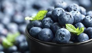 Blueberries May Prevent Heart Disease in Women Blueberries May Prevent Heart Disease in Women