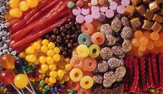 Diets high in fat and sugar can lead to cognitive issues. Diets high in fat and sugar can lead to cognitive issues.