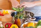 Vegetarian Diet May Not Lower Risk for Cardiovascular Disease Vegetarian Diet May Not Lower Risk for Cardiovascular Disease
