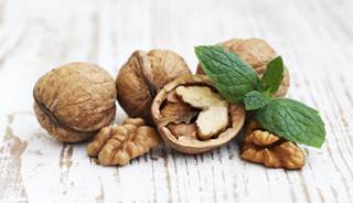 Walnut Consumption Improves Dietary Quality Walnut Consumption Improves Dietary Quality