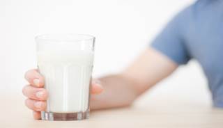 The pattern of dietary calcium intake and fracture risk is U-shaped for older men. The pattern of dietary calcium intake and fracture risk is U-shaped for older men.