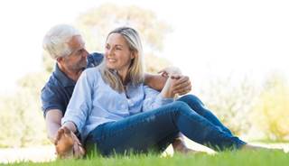 Many women are able to adapt to the negative changes in sexual function that they experience as they age. Many women are able to adapt to the negative changes in sexual function that they experience as they age.