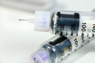 Diabetes specialists work with emergency medical personnel to provide training on how to administer glucagon. Diabetes specialists work with emergency medical personnel to provide training on how to administer glucagon.