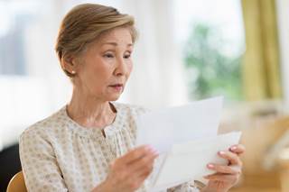 Consumers who believe they've received a fake warning letter should e-mail the FDA's Internet Pharmacy Task Force. Consumers who believe they've received a fake warning letter should e-mail the FDA's Internet Pharmacy Task Force.