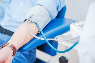 Intensive Blood Pressure Therapy Lowers Cardiovascular Risk in Diabetes Intensive Blood Pressure Therapy Lowers Cardiovascular Risk in Diabetes