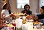 Frequent Family Dinners Linked to Higher-Quality Diets in Adolescents, Young Adults Frequent Family Dinners Linked to Higher-Quality Diets in Adolescents, Young Adults